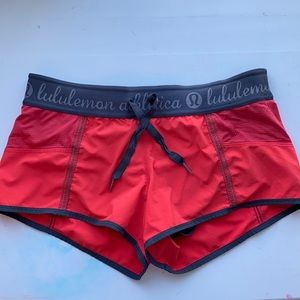Lululemon Shorts 2.5”